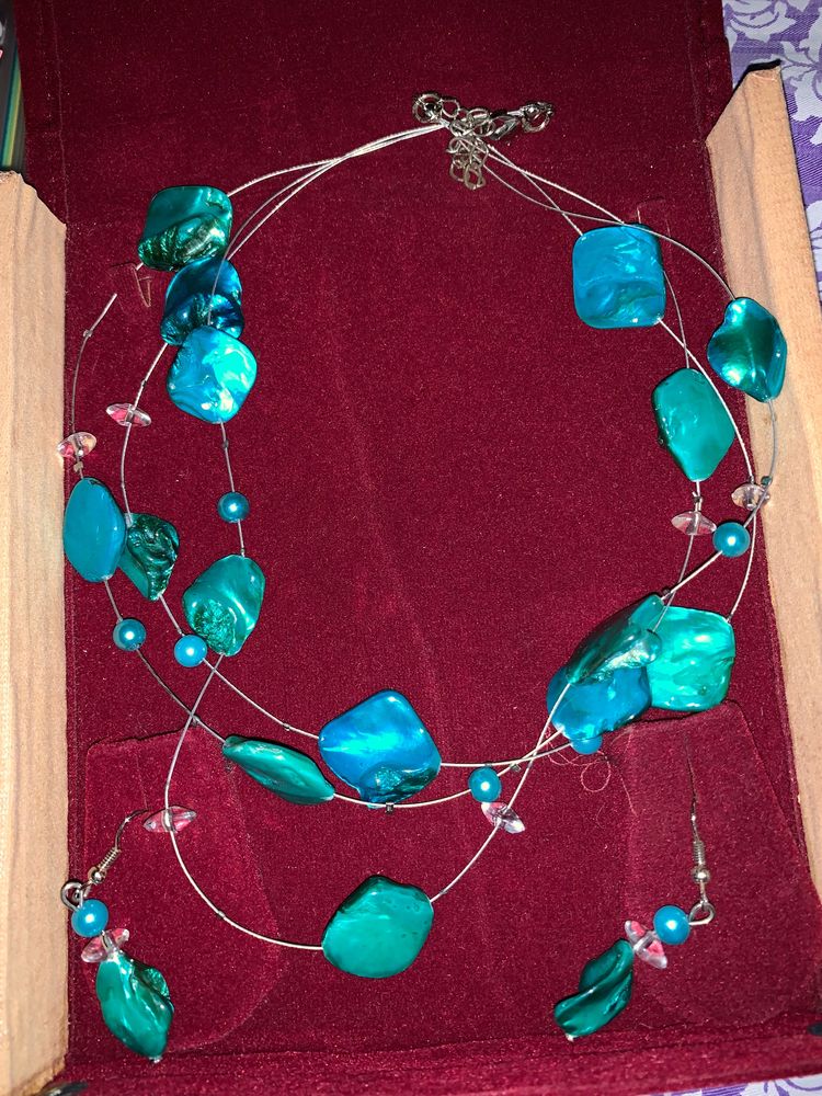 Party Wear Necklace With Earrings