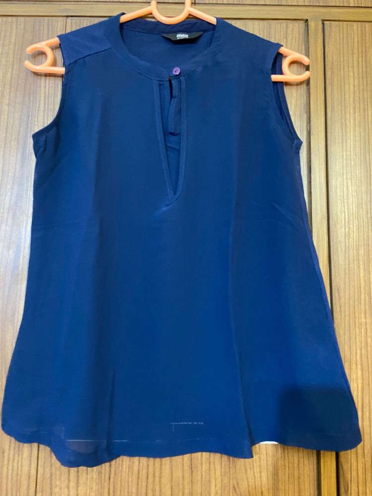 Sleeveless Top By Max | Navy Blue