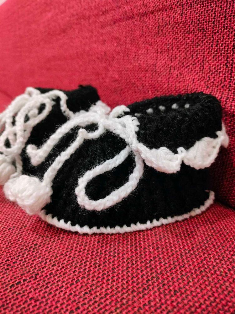 Woolen Shoes For Babies