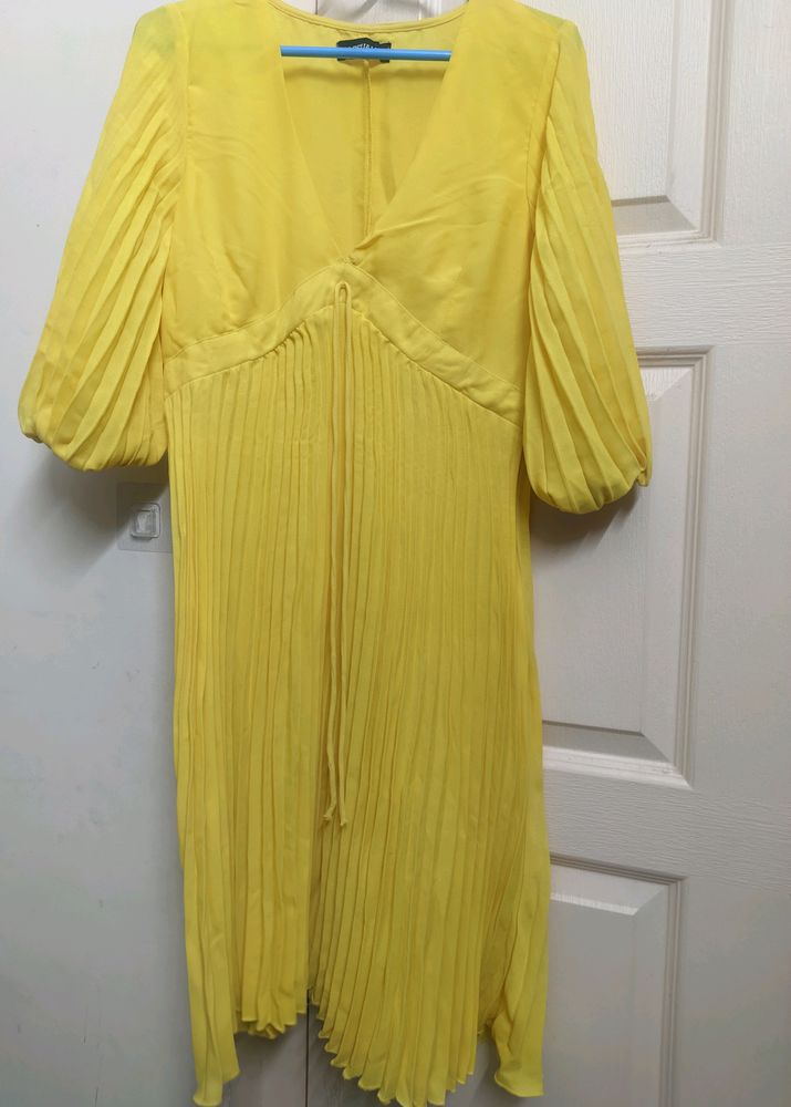 Pleated Yellow Top