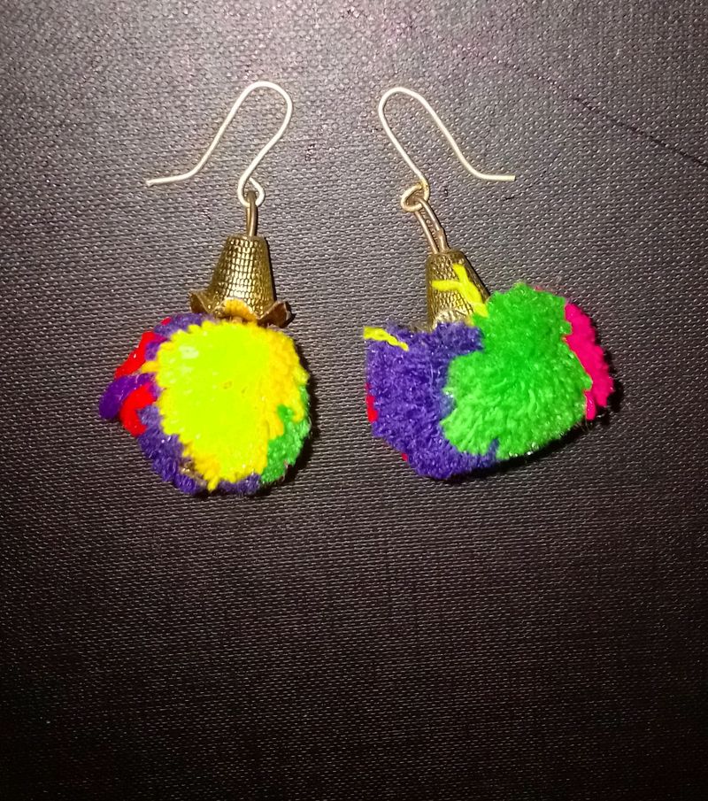 POMPOM Earrings!!