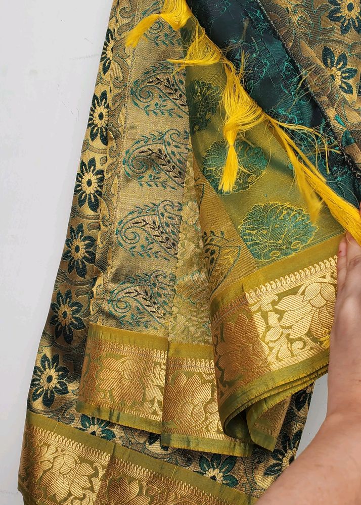 SILK SAREE 🥻 ✨️ INA BEAUTIFUL 😍 CONDITION