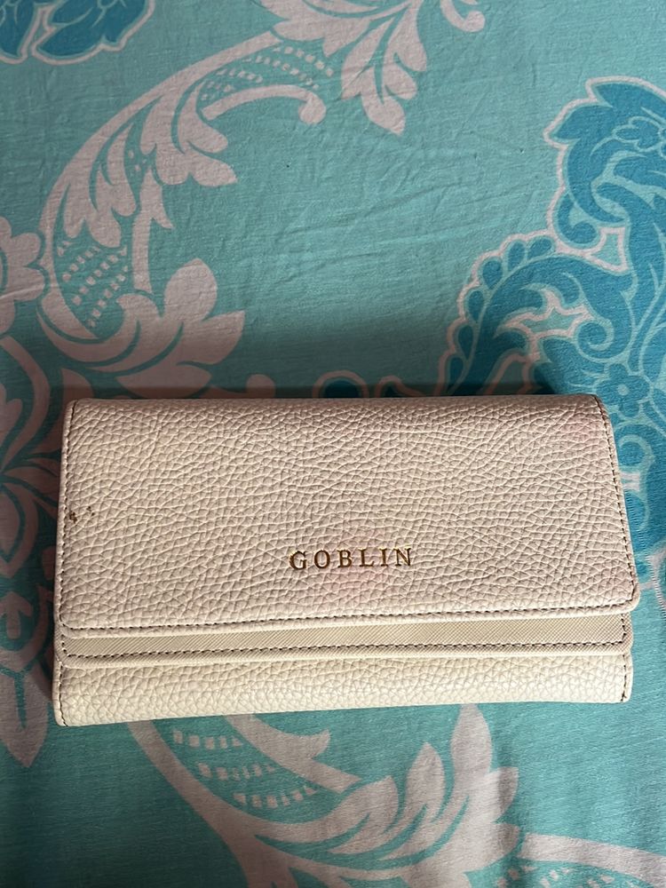 Goblin White Wallet