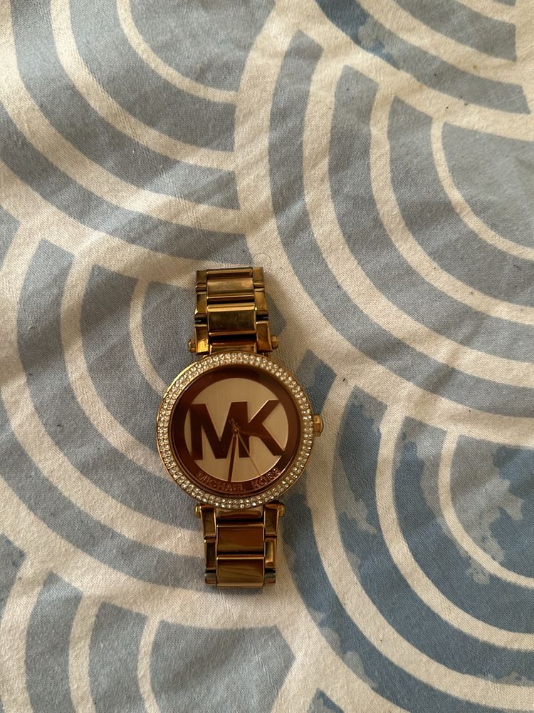 Michael Kors Women Watch In Good Condition