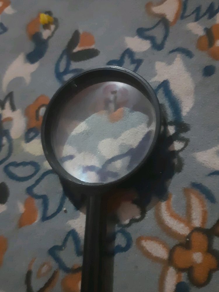 MAGNIFYING GLASS