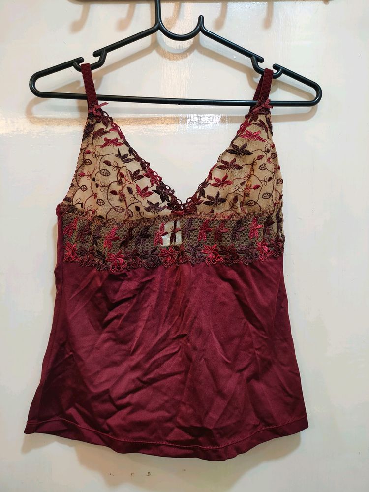 Premium Maroon Lacey camisole💋