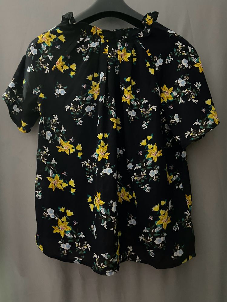 Gathered Neck Floral Top