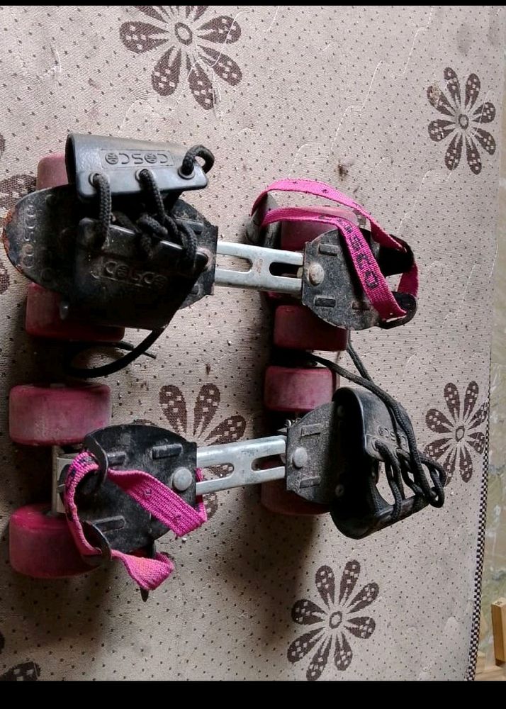 Cosco Skates Barely Used