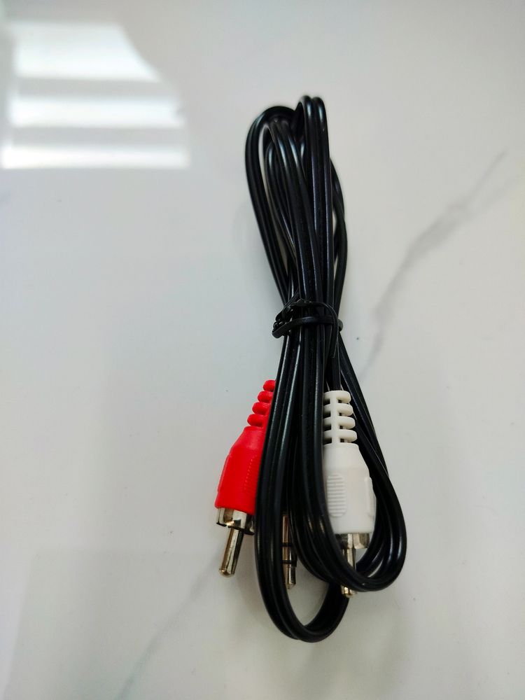 3.5mm Stereo To 2Rca Cable