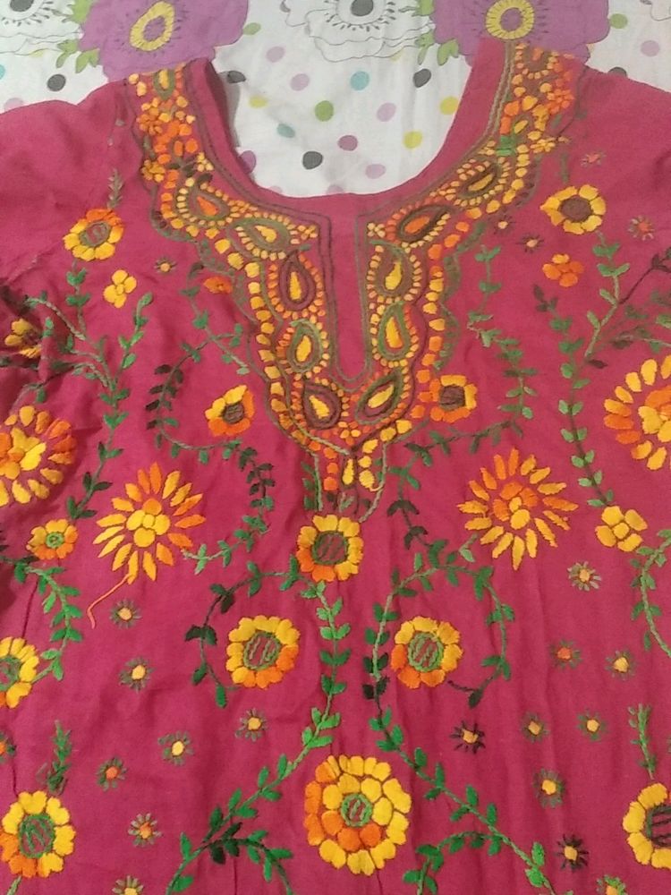 Thread Work Kurti