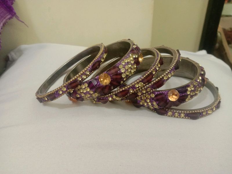 Beautiful Purple Kundan Bangle Set