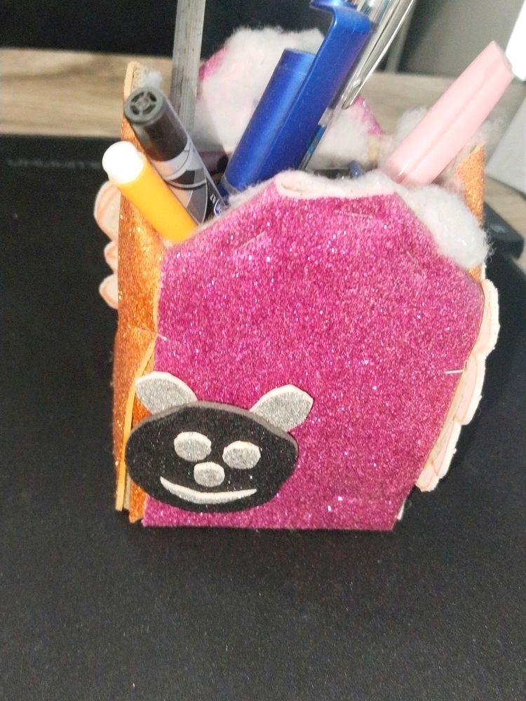 Pencil &Pen Holder