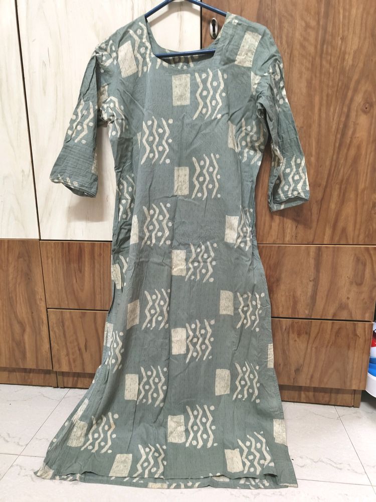 Kurti An Shalwar Set Condition Good