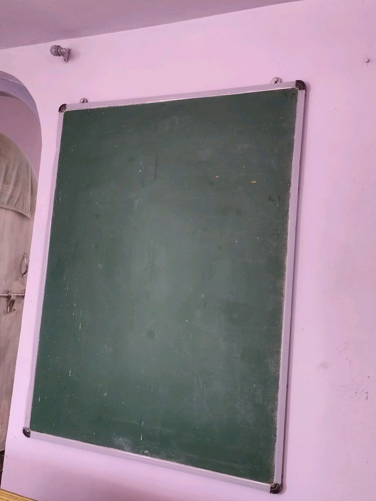 Green Board 3X2