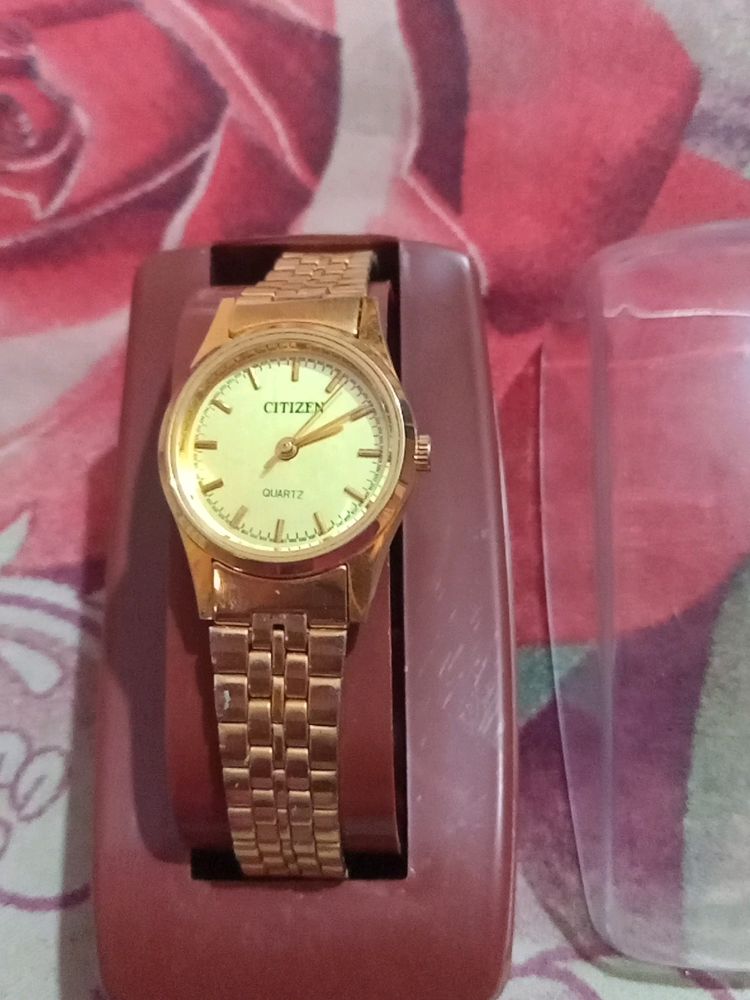 Citizen Brand New Golden Watch