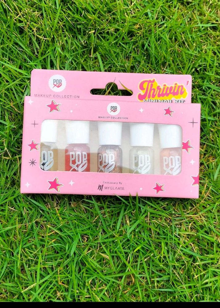 Myglamm Thriving Nailpolish Kit