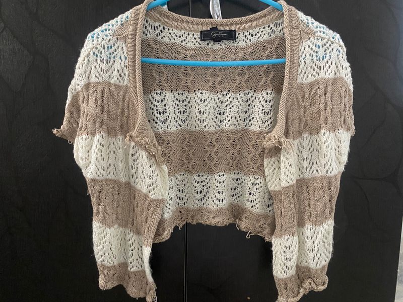 Wool Crop Shrug