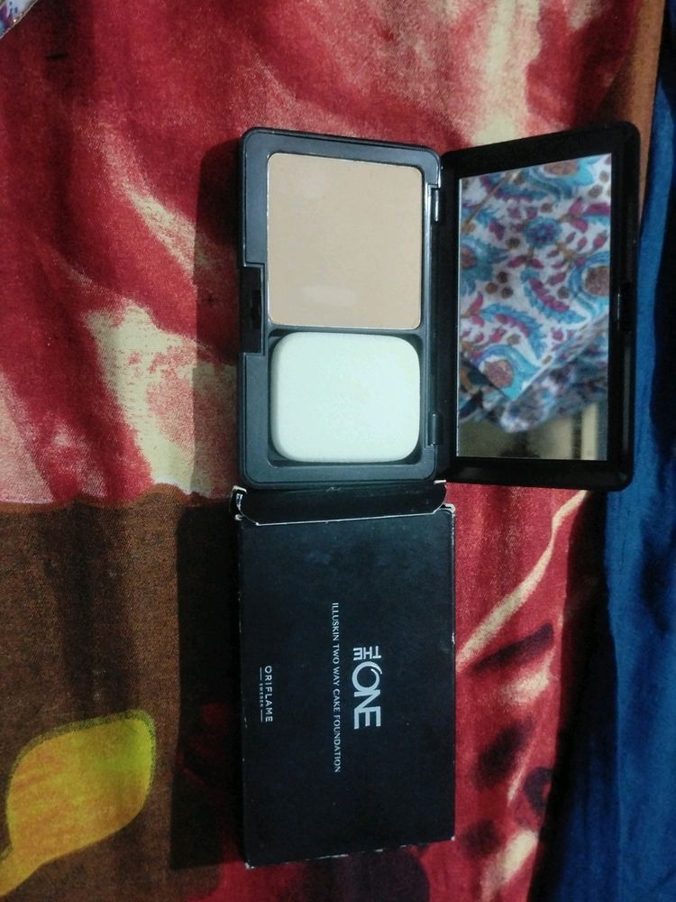 Oriflame The One Illuskin Two Way Cake Foundation