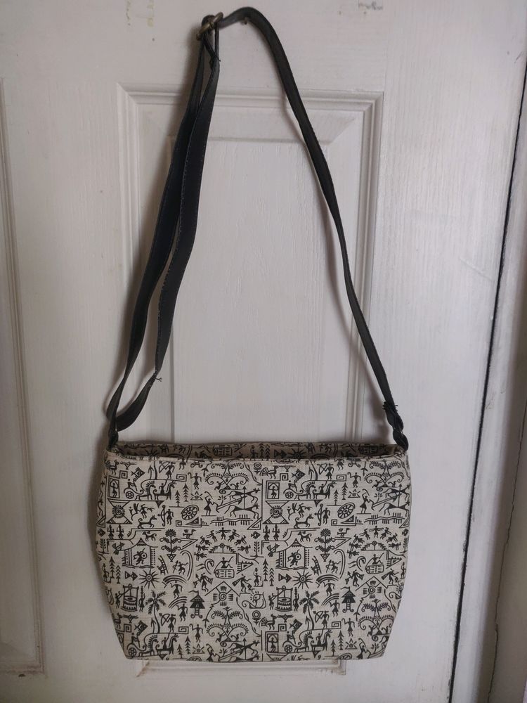 Sling Bag With Warli Art