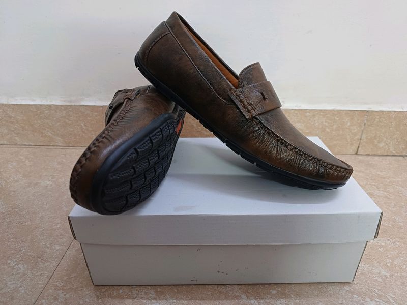 BROWN Loafer Shoes (Size: 9)