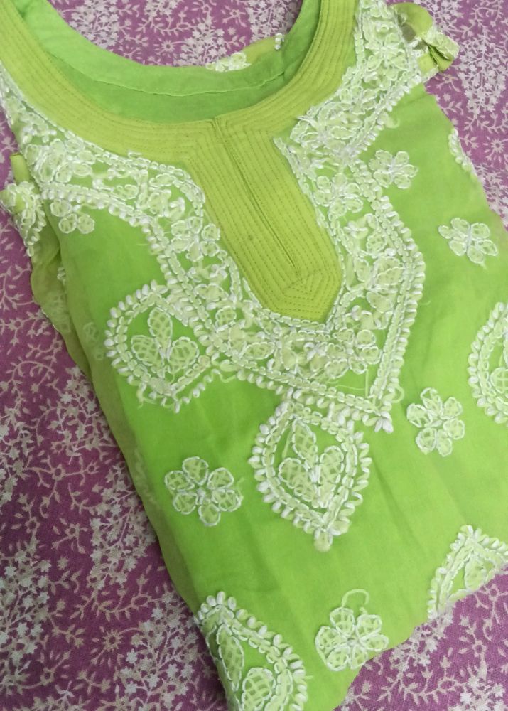 Short Chikankari Kurta