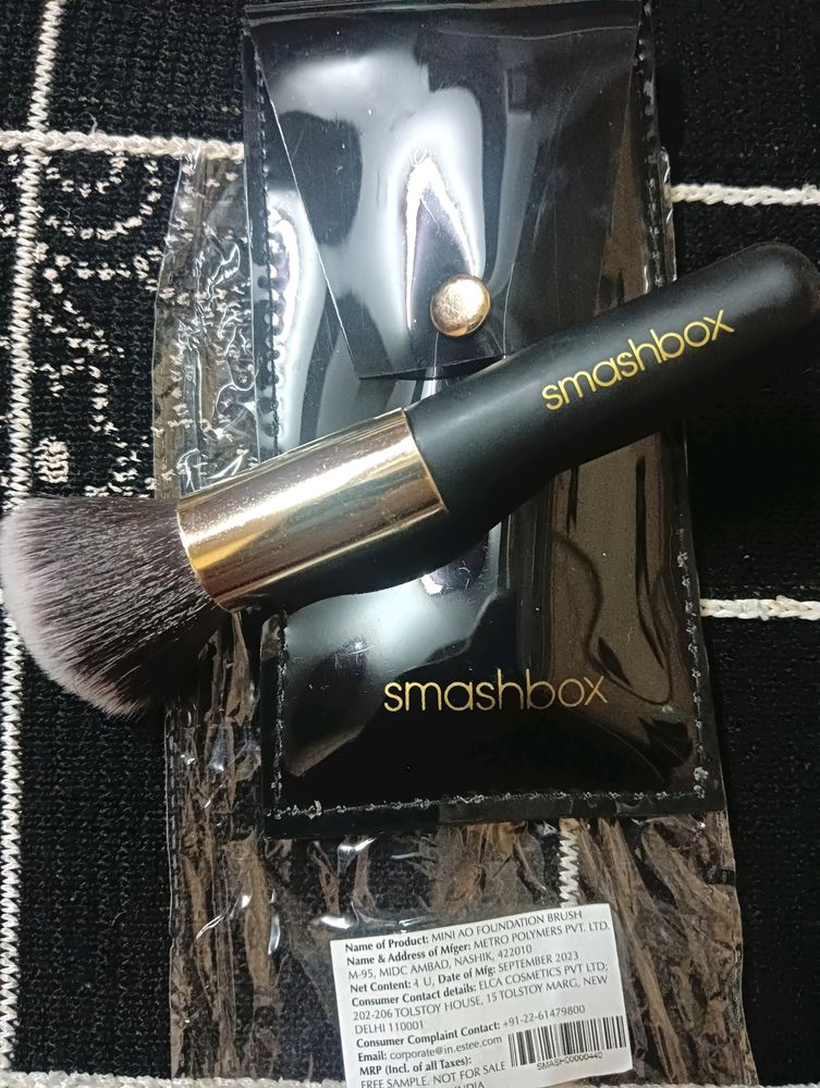 Smashbox Mini Ao Foundation Brush