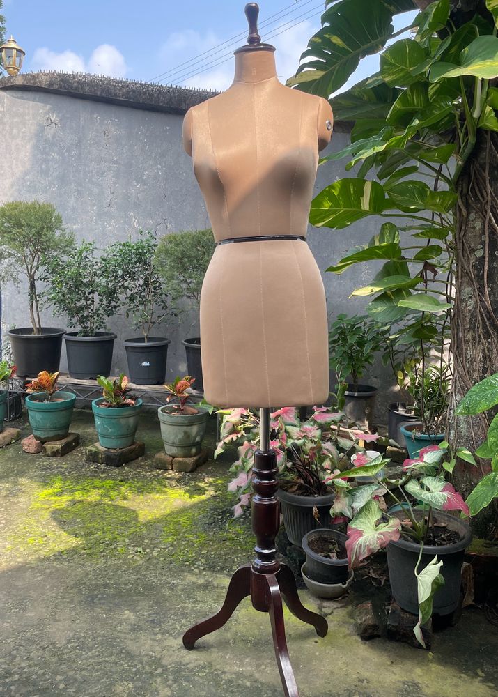 Perfect Mannequin For Your Business