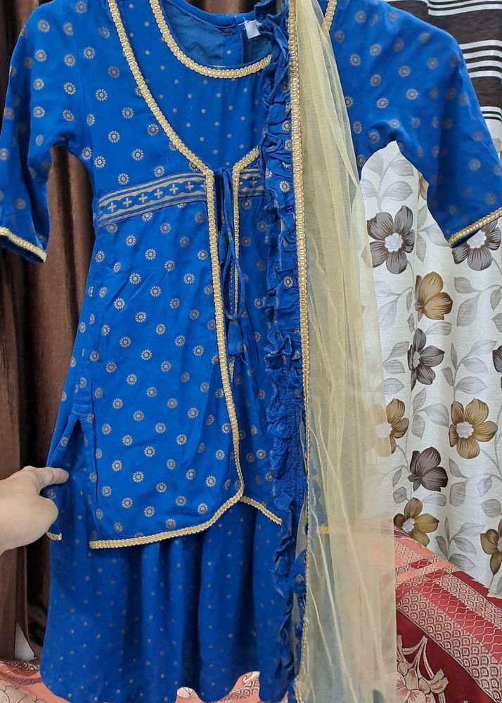 Kurti With Jacket And Dupatta