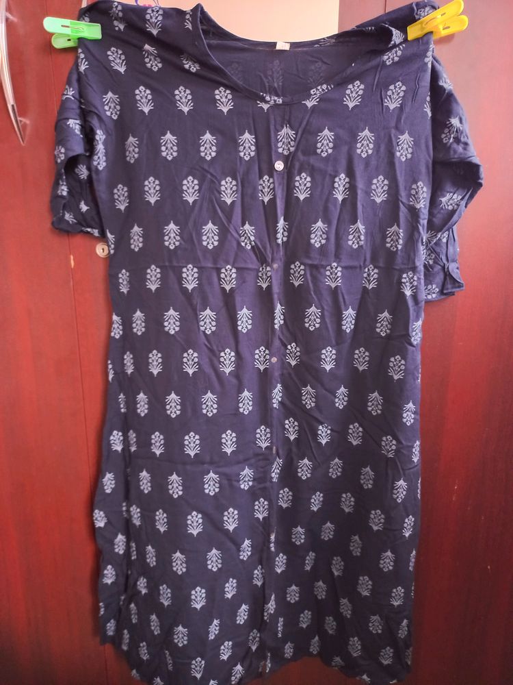 Floral Design Pale Violet Kurti With 3/4th Hand