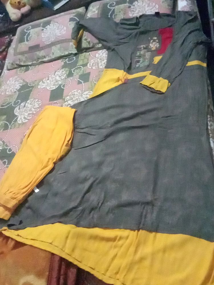 Kurta With Yellow Leggings