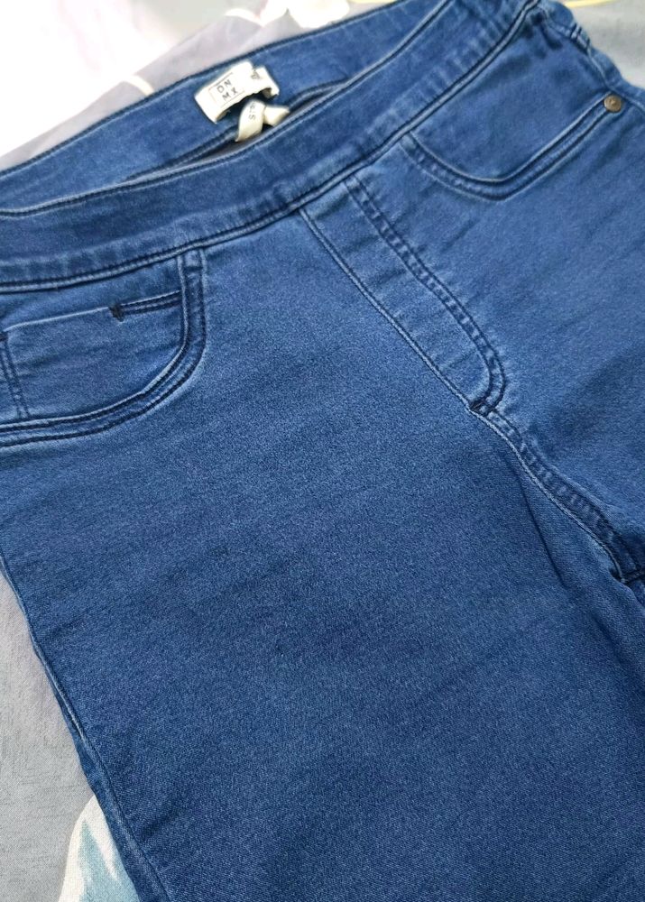 Blue Jeans With Elastic Waist For Women