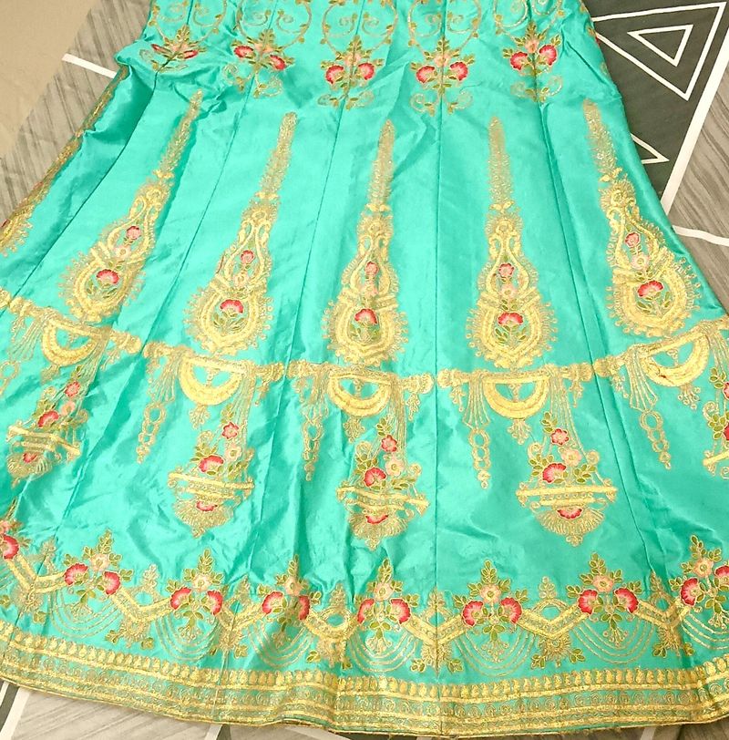 Beautiful Lehnga Chunni In Cheep Prise ...