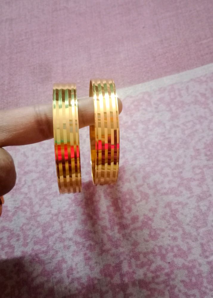 2 New 1grm Gold Polish Bangle