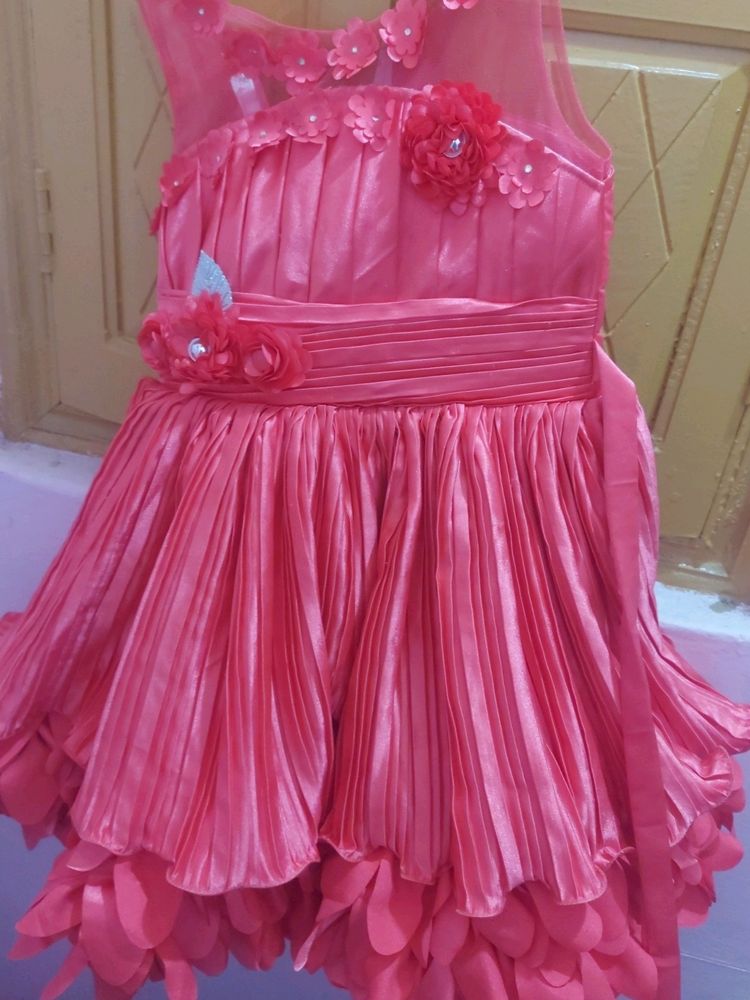 Frock For 5years Old Girl..