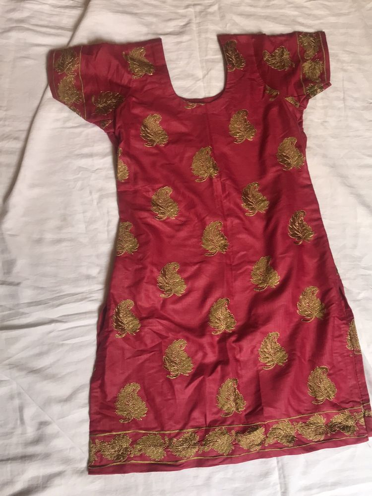 NEW STICHED KURTA WITH LEGGING