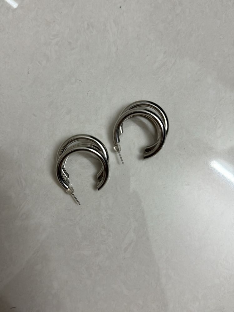 Silver Hoop Earings