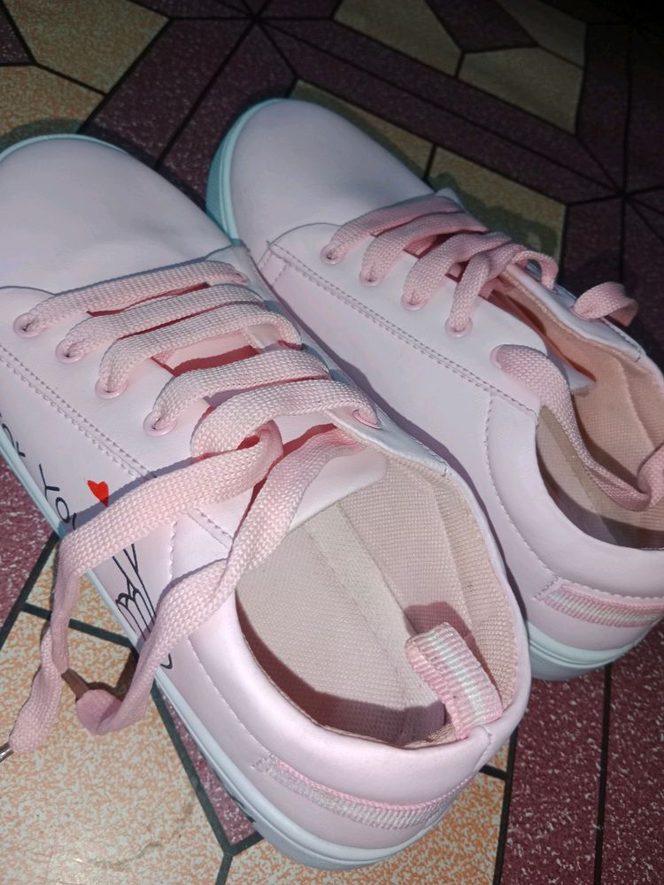 Pink Casual Shoe 👟