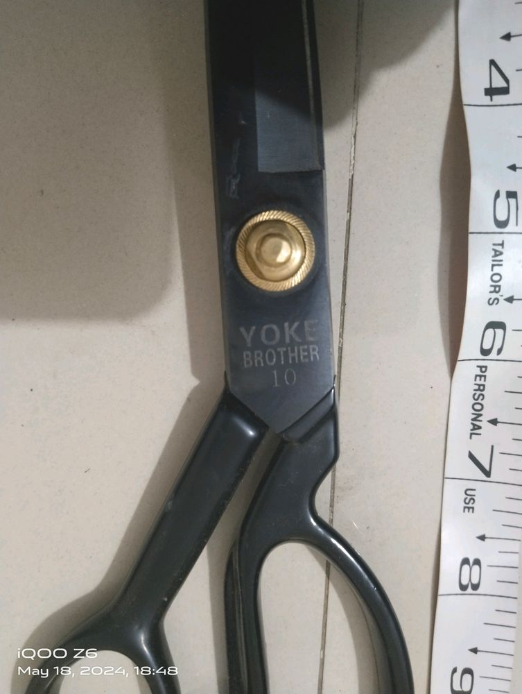 Japan Brand Brother yoke Black New Scissors