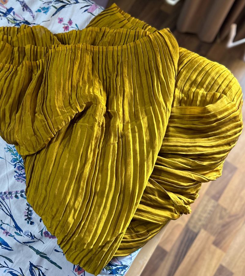 Beautiful Golden Solid Accordion Pleated-Satin