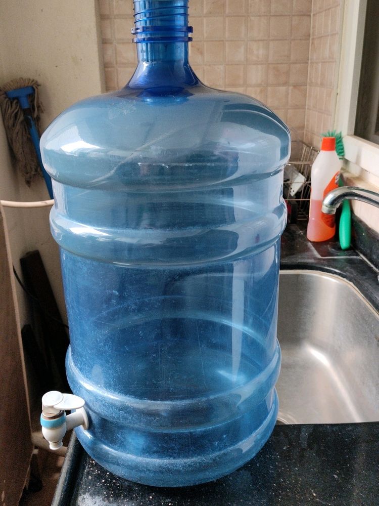 20 Ltr Water Can With Tap In Very Good Condition