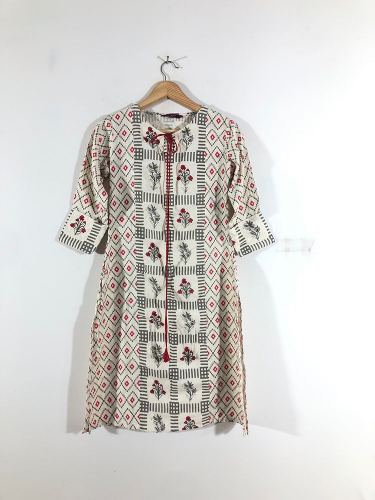 Off White Printed Kurta(Women’s)