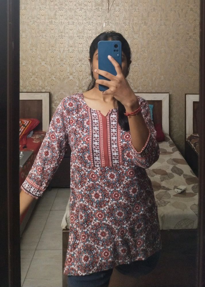 Short kurti