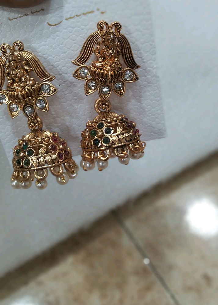 jhumka bridal collection with shining stones