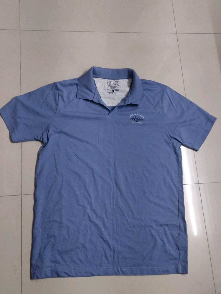 Collar T-shirt Blue Color