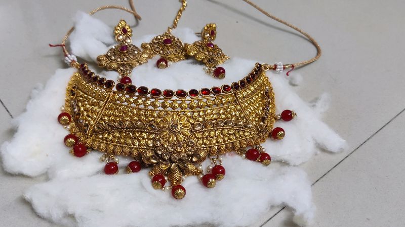 Heavy Golden And Red Kundan With Pearl Set