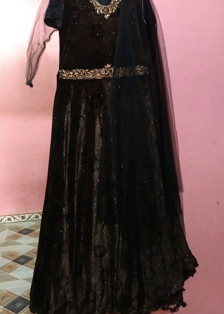 Partywear Women Stylish Gown With Dupatta