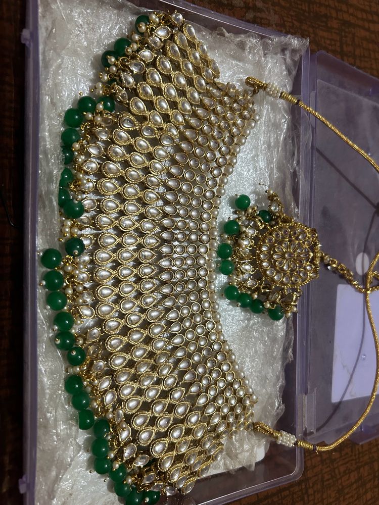 Elegant Green Bridal Set With Tikka