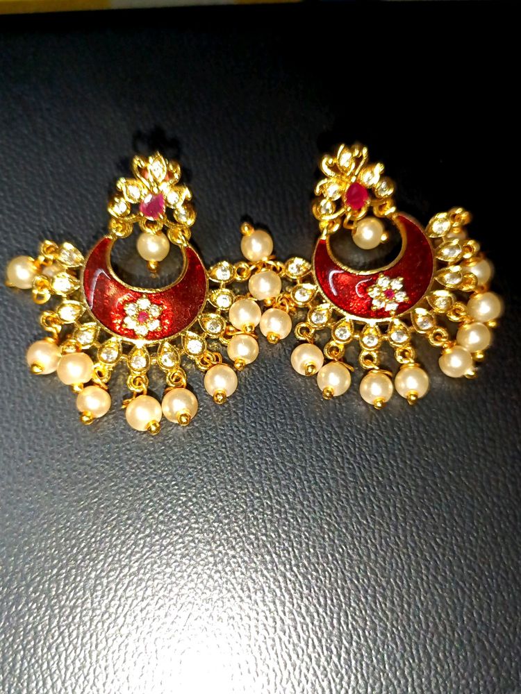 BEAUTIFUL RED AND WHITE KUNDAN PEARL EARRINGS