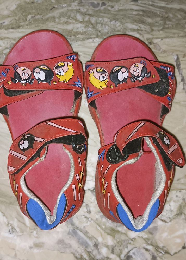 RED KIDS SANDALS