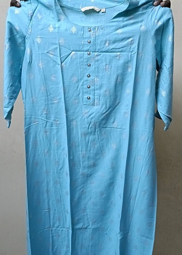 Avaasa Kurthi